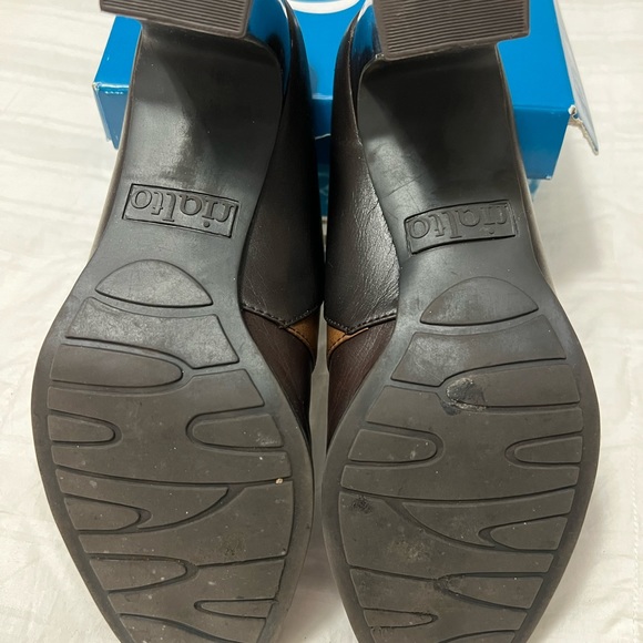 Slip on mule heels - Picture 6 of 6